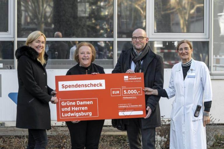 WHS spendet 5.000 Euro an die Grünen Damen und Herren