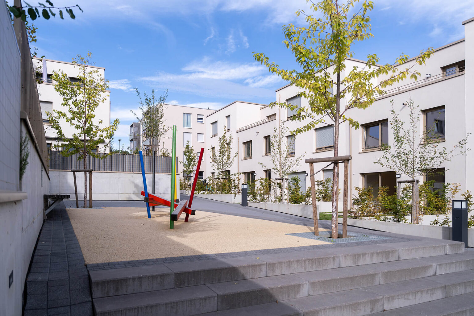 Außenansicht von den Neubau Reihenhäusern in Ostfildern-Scharnhausen